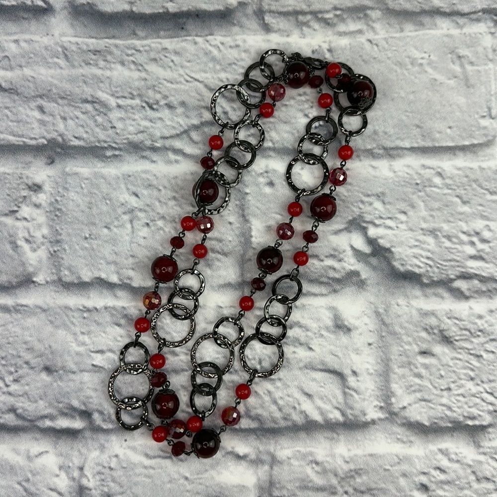 Premier Designs Very Berry Hematite and Red Necklace